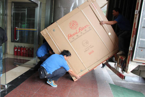 内乡钢琴贵重工艺品无忧运
